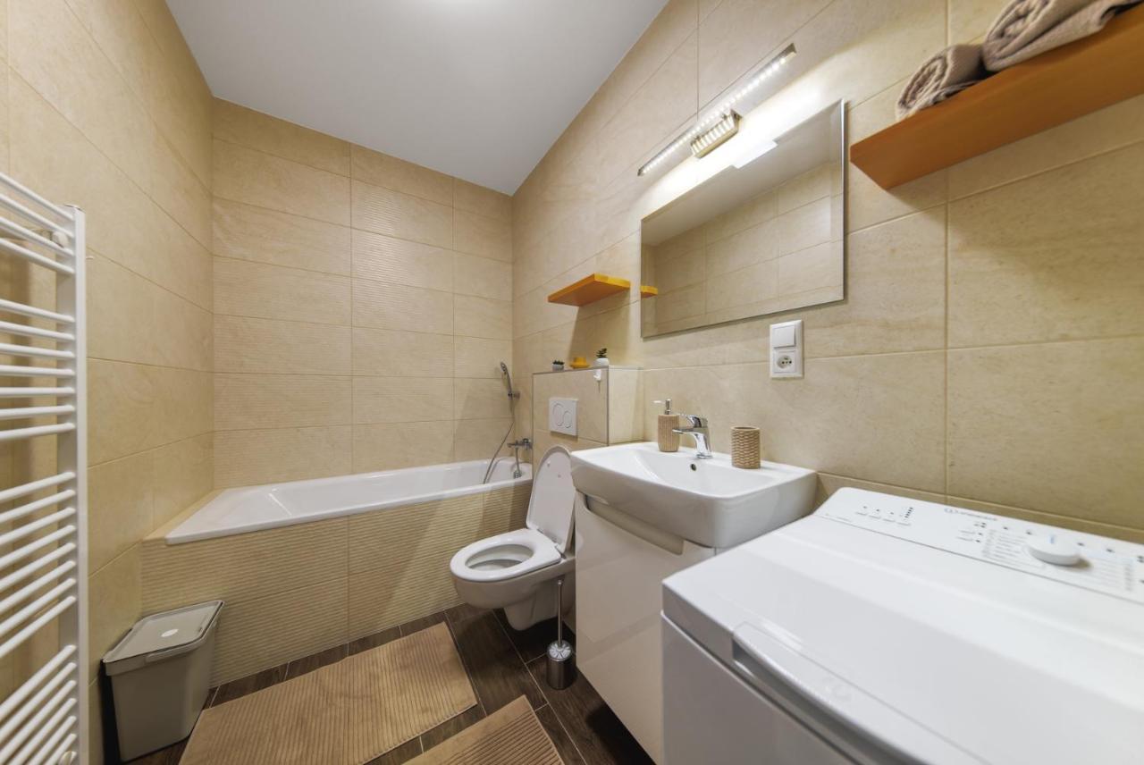 Tower Apartments Spišská Nová Ves Esterno foto